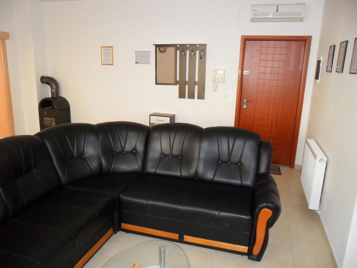 Vile Park Apartment Пула Екстериор снимка
